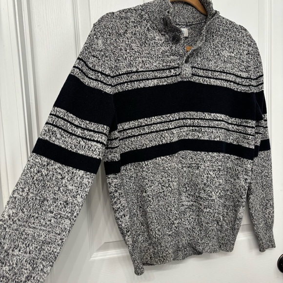 Croft & Barrow Marled Knit Sweater | Men’s M | Button Mock Neck - Picture 3 of 8